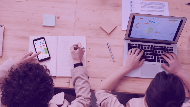 como-product-managere-ux-designer-trabalham-juntos