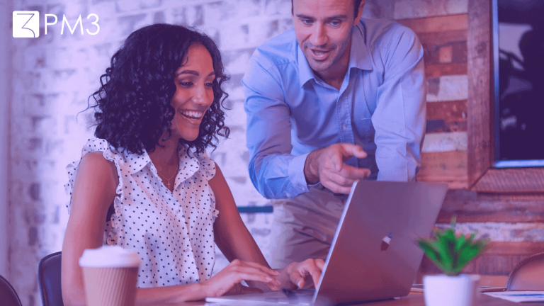 Product Manager e Program Manager trabalhando juntos